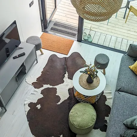 Tiny Lodge 