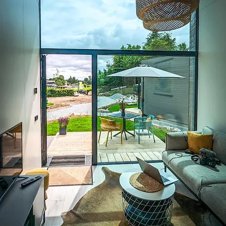 Tiny Lodge 